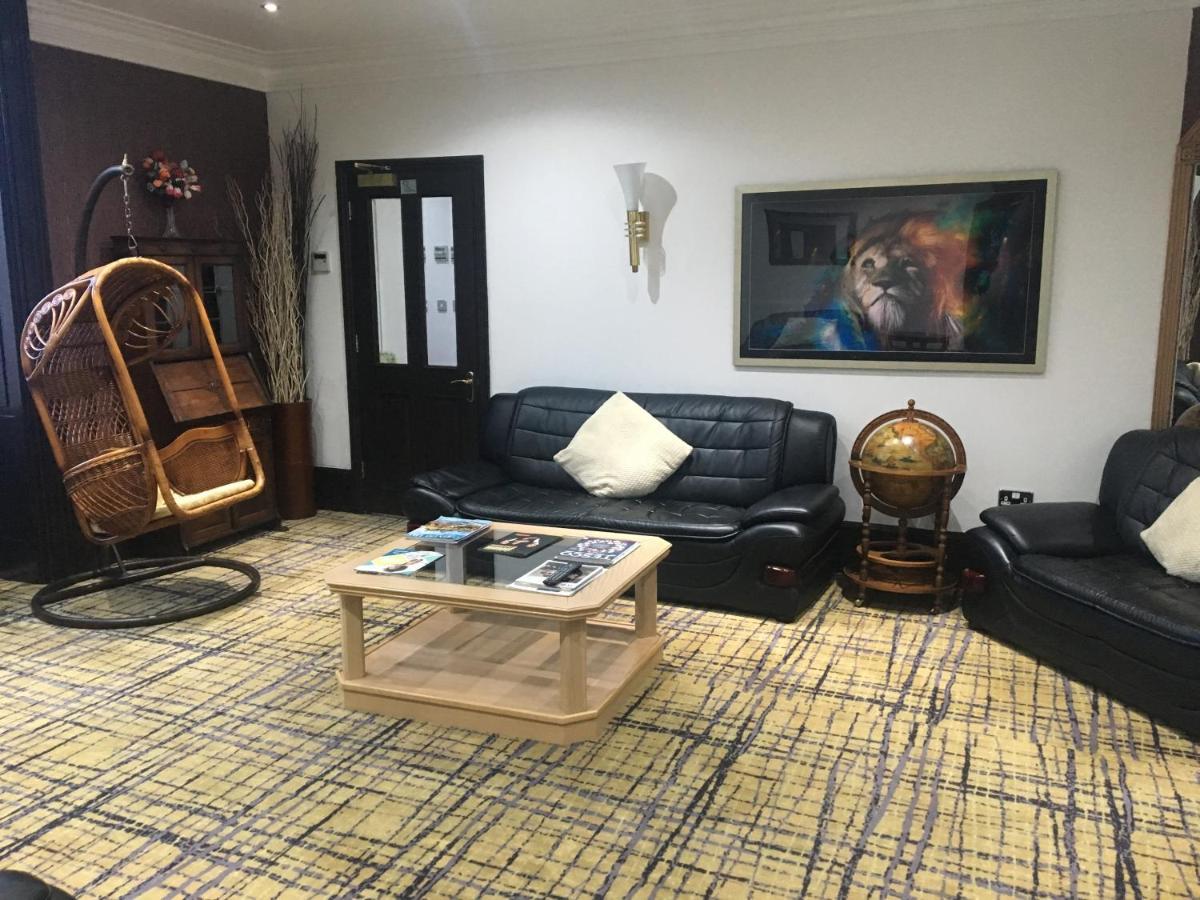 Harefield Manor 3* Romford