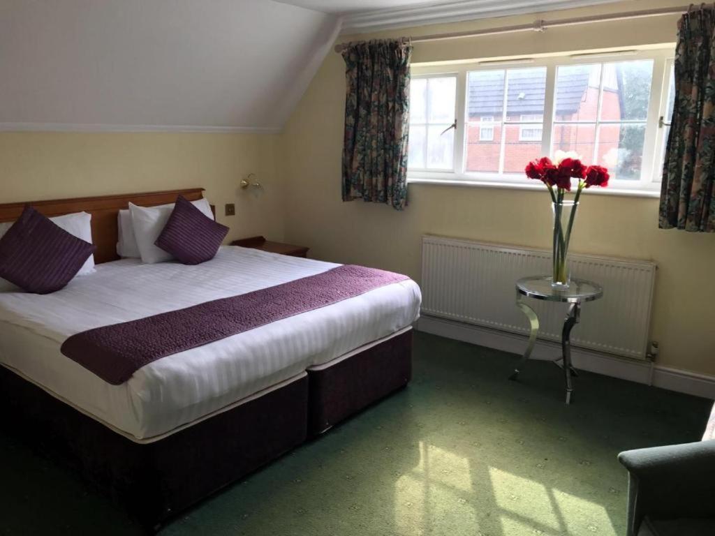 Harefield Manor 3*