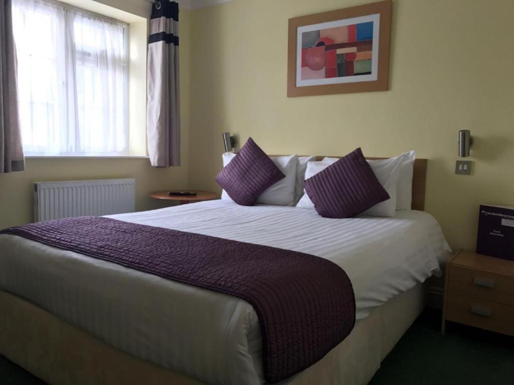 Hotel Harefield Manor Romford
