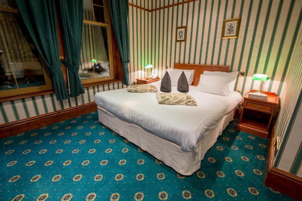 Hotel Harefield Manor