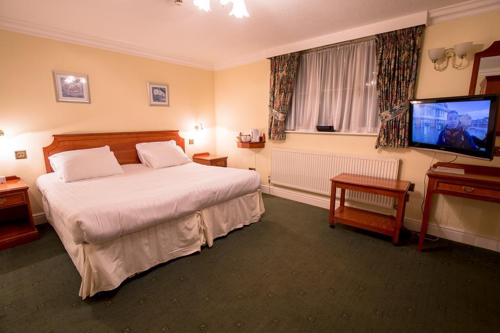 Harefield Manor Hotel