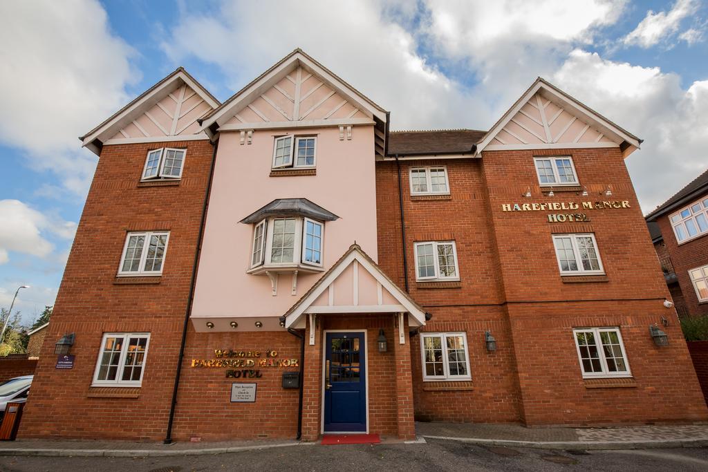 Harefield Manor 3* Romford