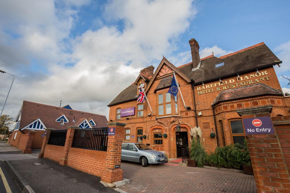 Hotel Harefield Manor 3*