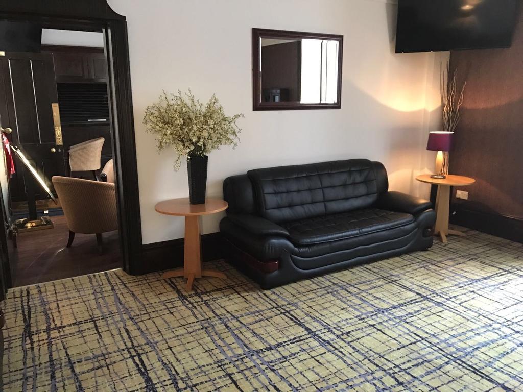 Harefield Manor 3* Romford