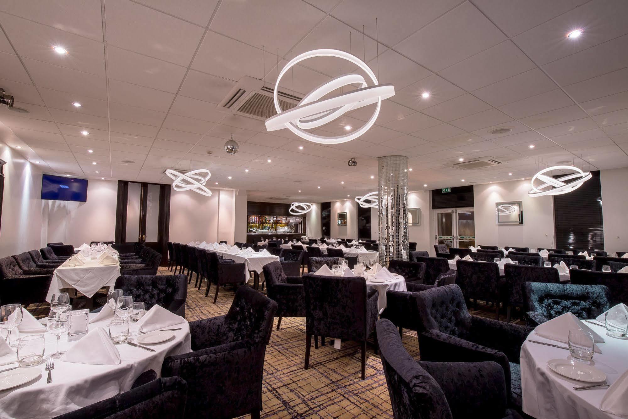 Harefield Manor 3* Romford