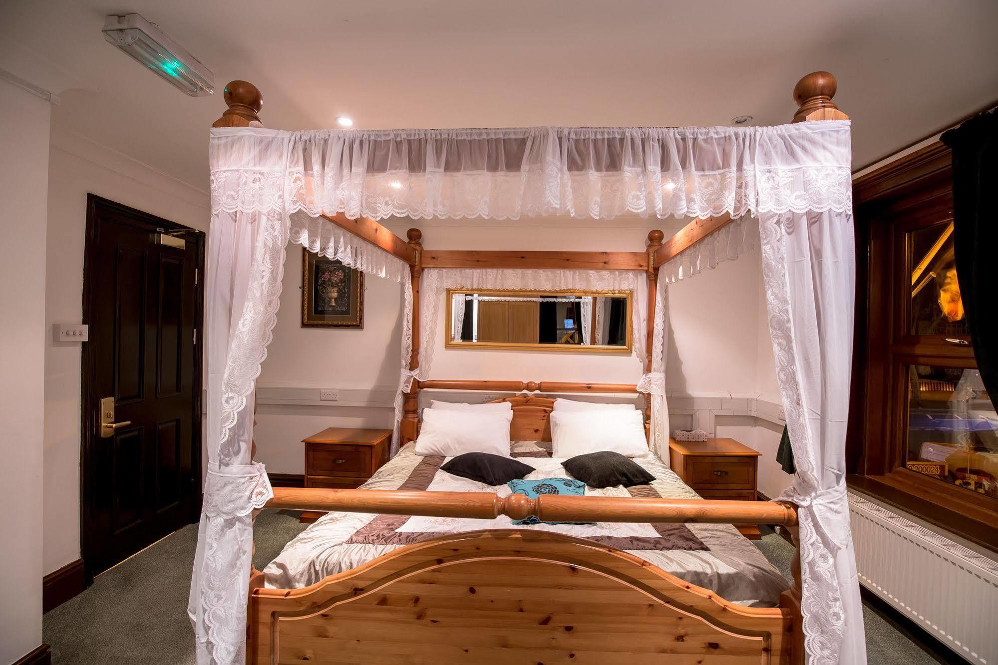 Harefield Manor Hotel Romford