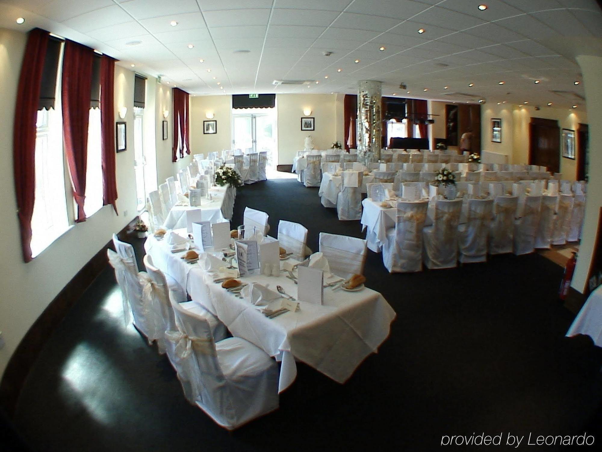 Hotel Harefield Manor 3*