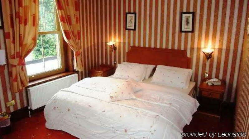 Hotel Harefield Manor 3*